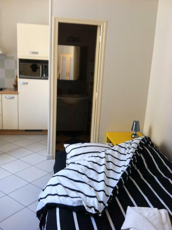 Gite De La Princerie - Studio Proche Gare - Centre Ville - Gere Par Presta-Zen'Services Verdun-sur-Meuse Luaran gambar