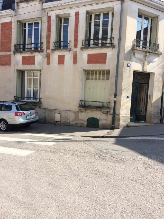 Gite De La Princerie - Studio Proche Gare - Centre Ville - Gere Par Presta-Zen'Services Verdun-sur-Meuse Luaran gambar